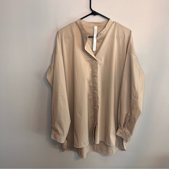 Lululemon All Days Shirt Women’s Size 10 - Picture 2 of 8